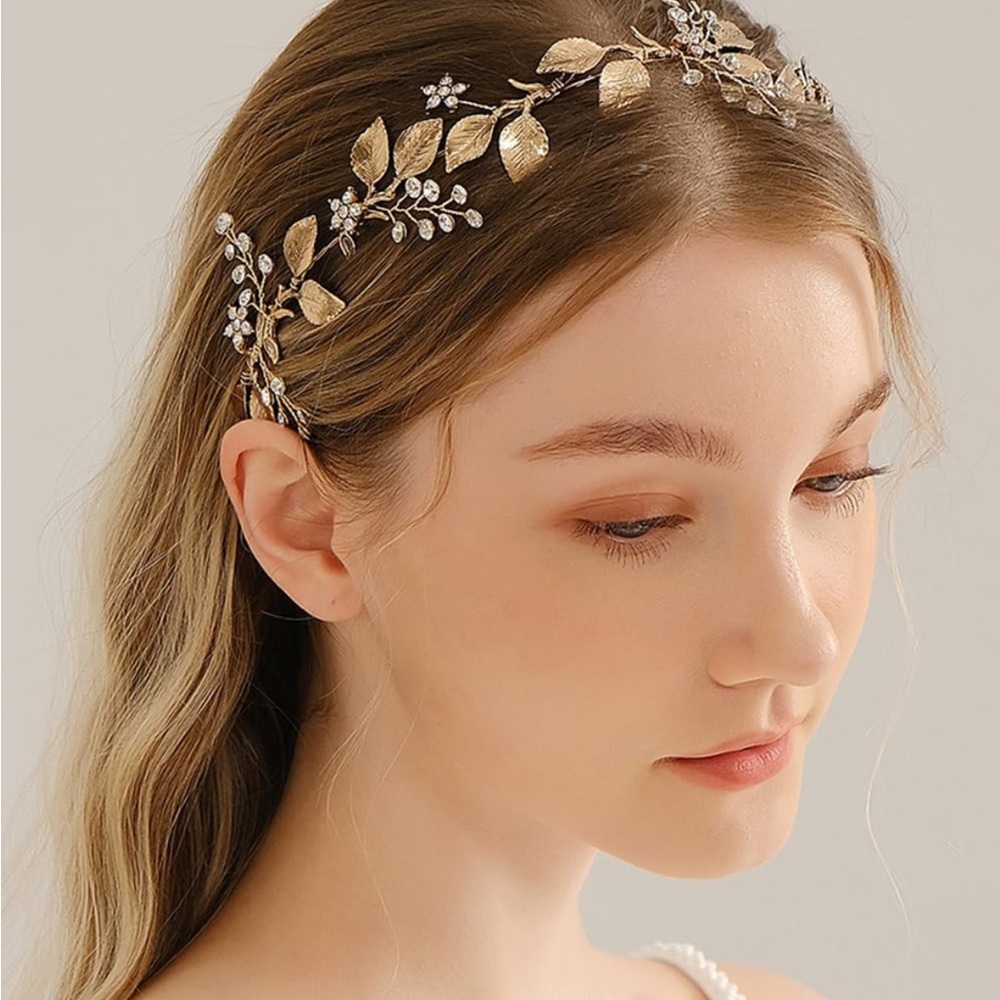 Various Wedding / Ballet Headbands and hair pieces in gold tone